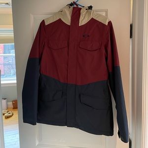 Oakley ski/snowboard jacket